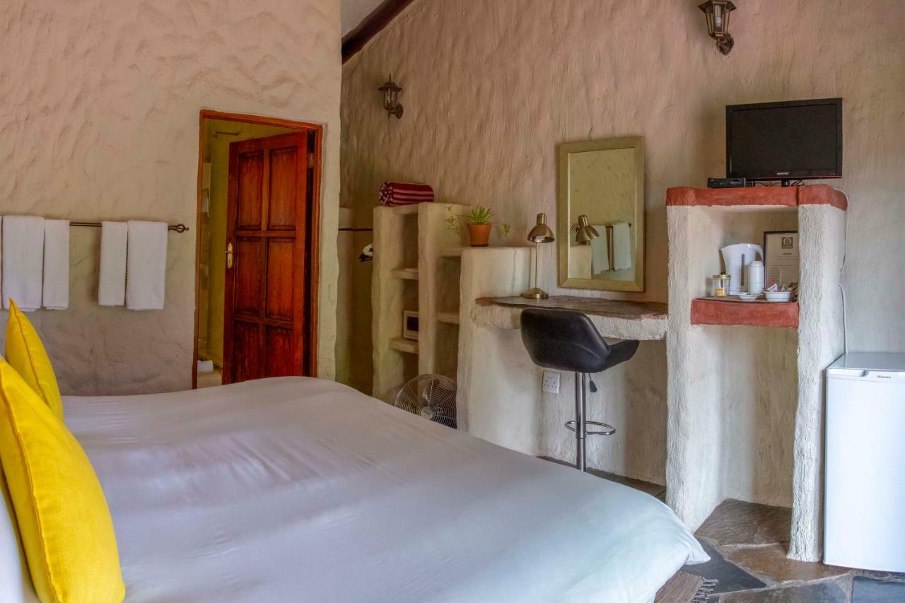 By Bush Telegraph Lodge Йоханесбург Екстериор снимка